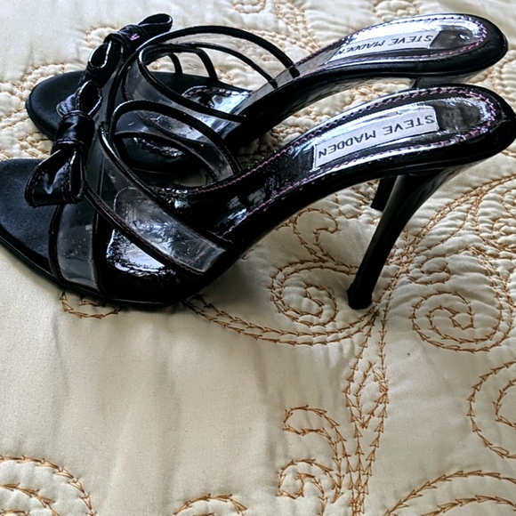 Shoes - Picture 2 of 5